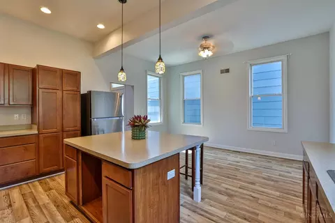 Kitchen - 3073 Sidney Ave, Cincinnati, OH 45225 photo 4 of 5