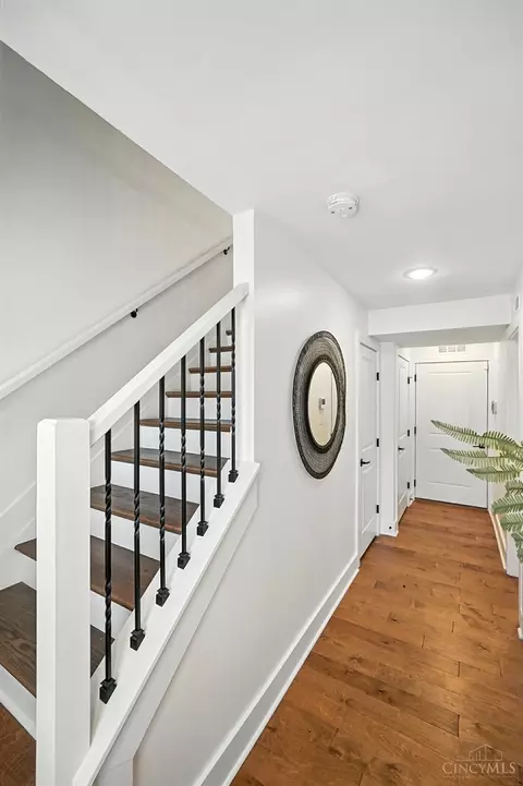 3127 Madison Rd, Cincinnati, OH 45209 photo 6
