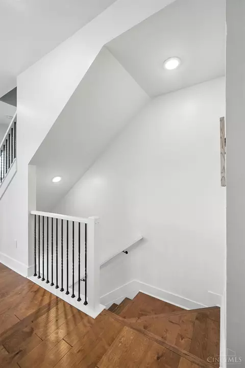 3127 Madison Rd, Cincinnati, OH 45209 photo 15