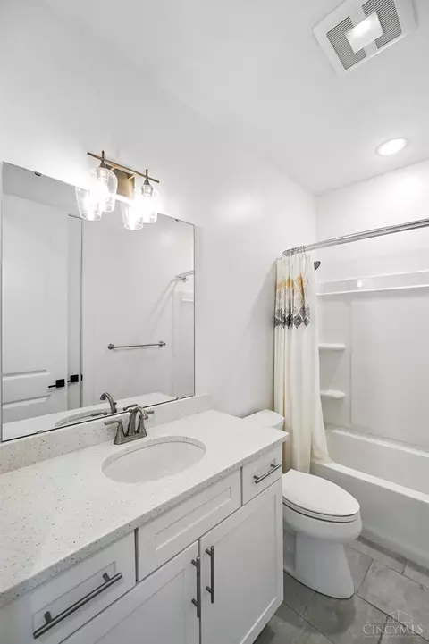 3127 Madison Rd, Cincinnati, OH 45209 photo 53