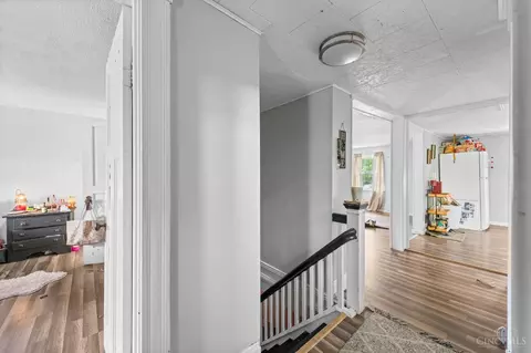 Entry Way - 407 Elm St, Cincinnati, OH 45238 photo 13 of 15