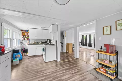 Entry Way - 407 Elm St, Cincinnati, OH 45238 photo 11 of 15