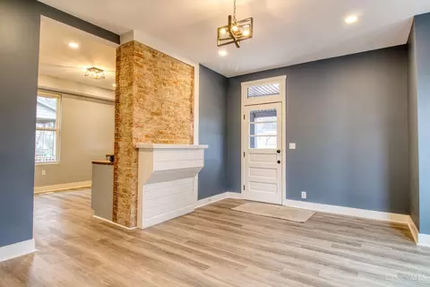 Living - 6107 Clephane Ave, Cincinnati, OH 45227 photo 6 of 6