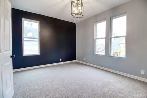 Bedroom - 6107 Clephane Ave, Cincinnati, OH 45227 photo 1 of 7