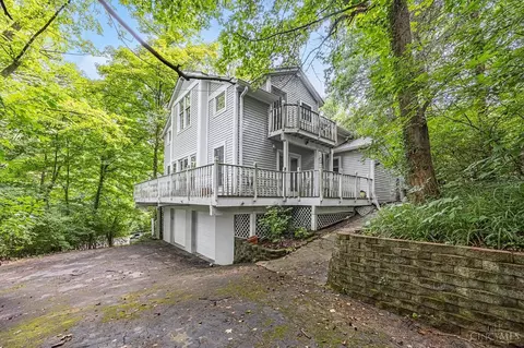 1588 Moon Valley Ln, Anderson Twp, OH 45230