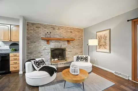 Living - 1751 Forester Dr, Cincinnati, OH 45240 photo 3 of 3