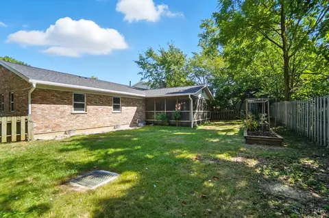Exterior - 1751 Forester Dr, Cincinnati, OH 45240 photo 4 of 8