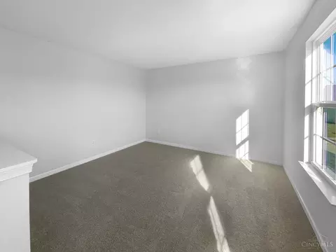 Living - 3965 Applegate Ct, Amelia, OH 45102 photo 5 of 7