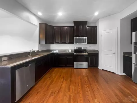 Kitchen - 3965 Applegate Ct, Amelia, OH 45102 photo 1 of 3