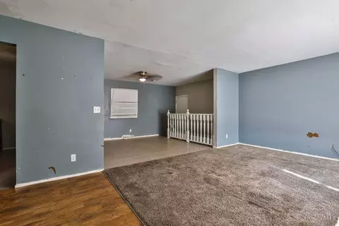 Living - 5101 Winneste Ave, Cincinnati, OH 45232 photo 3 of 5