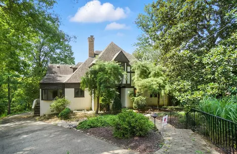 191 Lafayette Cir, Cincinnati, OH 45220