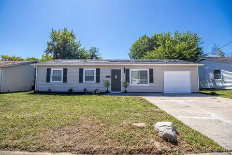 3275 Deshler Dr, Colerain Twp, OH 45251