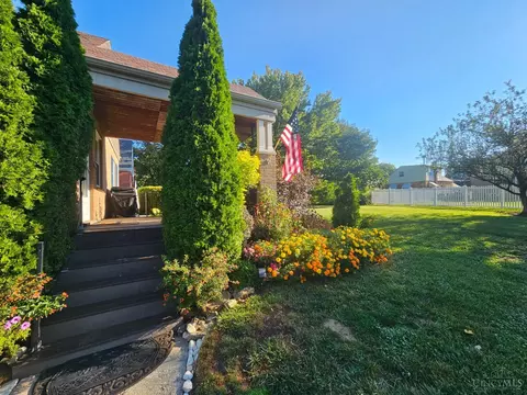 Exterior - 5132 Juniper Ave, Cincinnati, OH 45238 photo 5 of 9