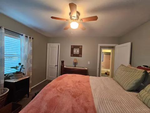 Bedroom - 5132 Juniper Ave, Cincinnati, OH 45238 photo 3 of 6
