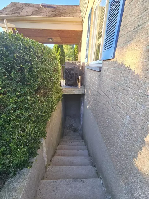 Exterior - 5132 Juniper Ave, Cincinnati, OH 45238 photo 7 of 9