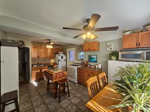 Kitchen - 5132 Juniper Ave, Cincinnati, OH 45238 photo 1 of 5