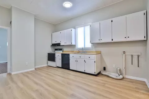 Kitchen - 105 Kater Ave, Harrison, OH 45030 photo 1 of 1