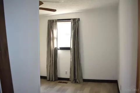 Bedroom - 374 Exline Rd, Wellston, OH 45692 photo 3 of 5