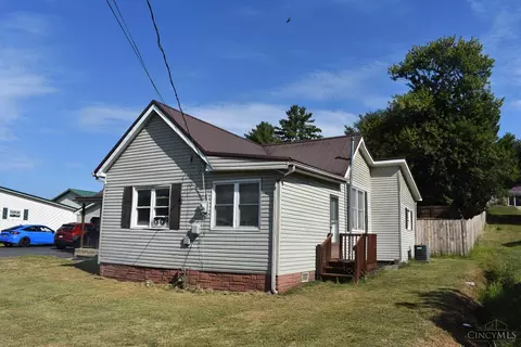 Exterior - 374 Exline Rd, Wellston, OH 45692 photo 3 of 8