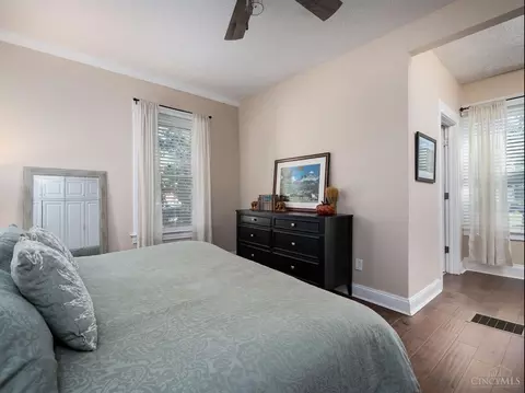 Bedroom - 6734 Roe St, Cincinnati, OH 45227 photo 3 of 6