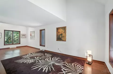 Living - 5666 Sidney Rd, Cincinnati, OH 45238 photo 1 of 6