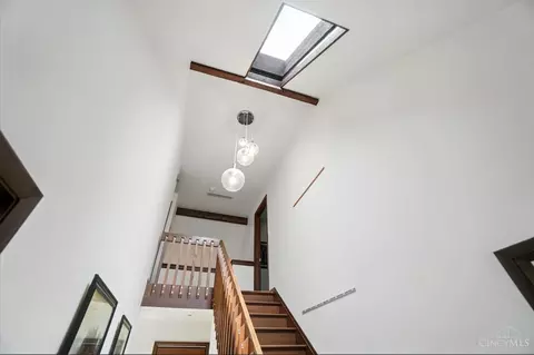 Entry Way - 5666 Sidney Rd, Cincinnati, OH 45238 photo 3 of 3