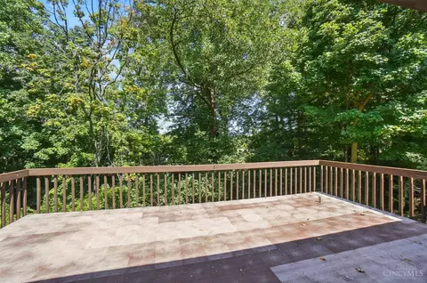 Exterior - 5666 Sidney Rd, Cincinnati, OH 45238 photo 6 of 9