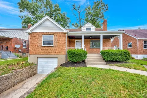 6724 Elwynne Dr, Silverton, OH 45236