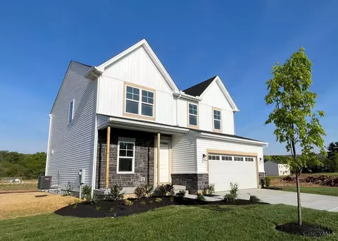 807 Countryside Ave, Trenton, OH 45067