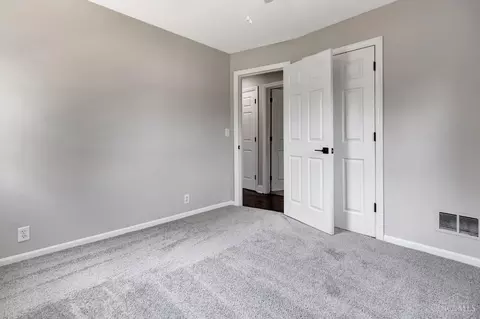 Bedroom - 4576 Bells Ln, Cincinnati, OH 45244 photo 3 of 14