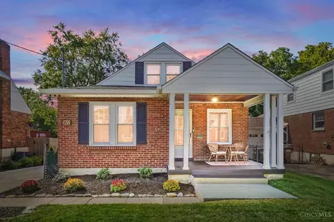 3833 Thornton Dr, Silverton, OH 45236
