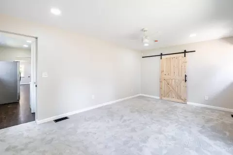 Living - 2524 Ardmore Ave, Golf Manor, OH 45237 photo 6 of 6