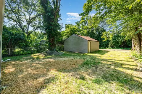 Exterior - 1337 Shepherd Ln, Lincoln Heights, OH 45215 photo 9 of 12