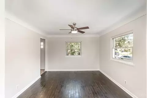 Living - 1337 Shepherd Ln, Lincoln Heights, OH 45215 photo 5 of 7