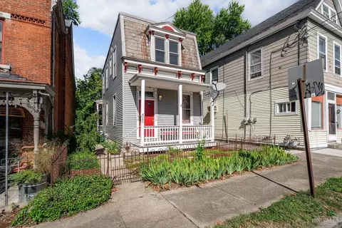 4249 Kirby Ave, Cincinnati, OH 45223