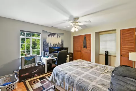 Bedroom - 3032 Junietta Ave, Cincinnati, OH 45211 photo 4 of 6