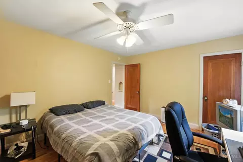Bedroom - 3032 Junietta Ave, Cincinnati, OH 45211 photo 6 of 6