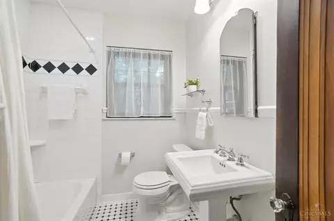 3435 Sherel Cir, Cincinnati, OH 45209 photo 15