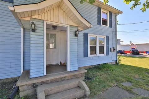 304 Cherry St, Blanchester, OH 45107 photo 3