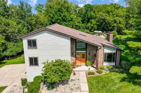 3129 Triplecrown Dr, North Bend, OH 45052