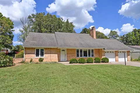 7450 Glenover Dr, Cincinnati, OH 45236