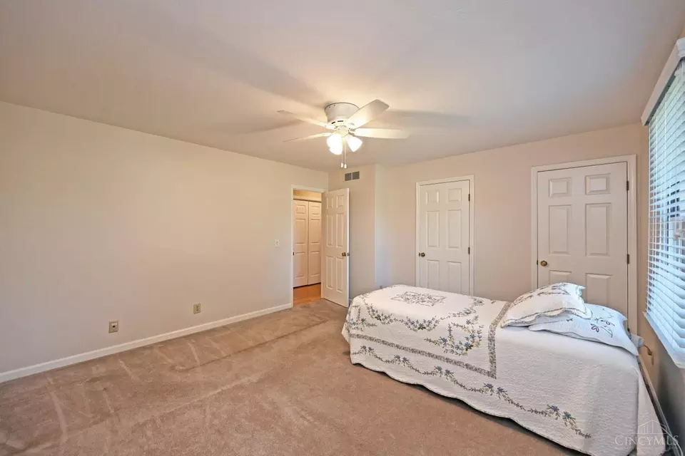 Bedroom - 1190 Stephanie Dr, Hamilton, OH 45013 photo 5 of 5