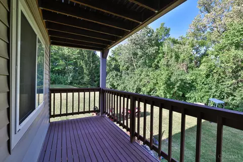 Exterior - 11535 Regency Square Ct, Cincinnati, OH 45231 photo 2 of 9