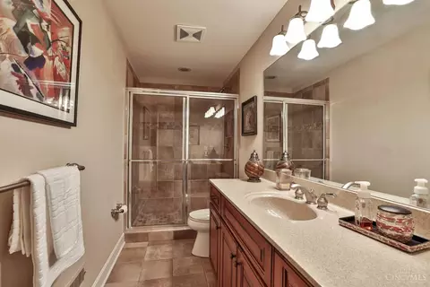Bath - 4253 Maxwell Dr, Mason, OH 45040 photo 2 of 2