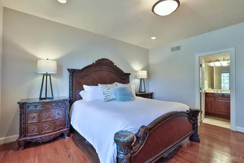Bedroom - 4253 Maxwell Dr, Mason, OH 45040 photo 2 of 4