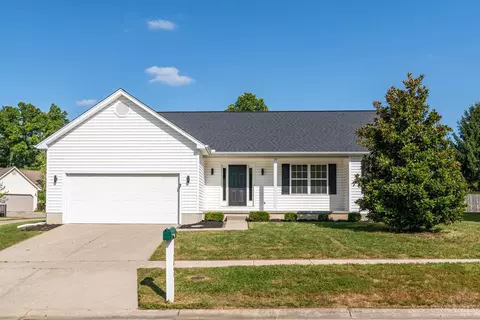 7860 Ravenwood Ln, Maineville, OH 45039