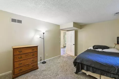 1662 Springdale Rd, Cincinnati, OH 45231 photo 22