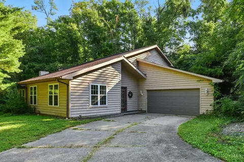 1662 Springdale Rd, Cincinnati, OH 45231