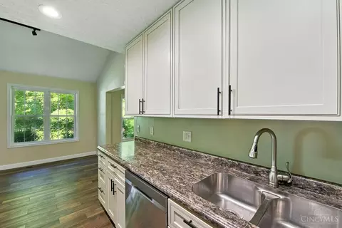 1662 Springdale Rd, Cincinnati, OH 45231 photo 20
