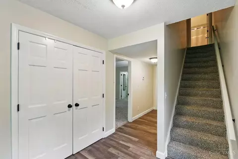 1662 Springdale Rd, Cincinnati, OH 45231 photo 4